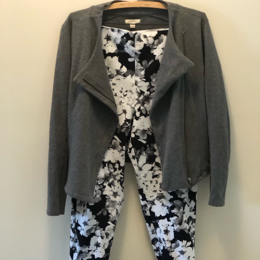 Deal Large Soft Sweatshirt MOTO Jacket LtGrey & Large Pull on Pants w/Stretch